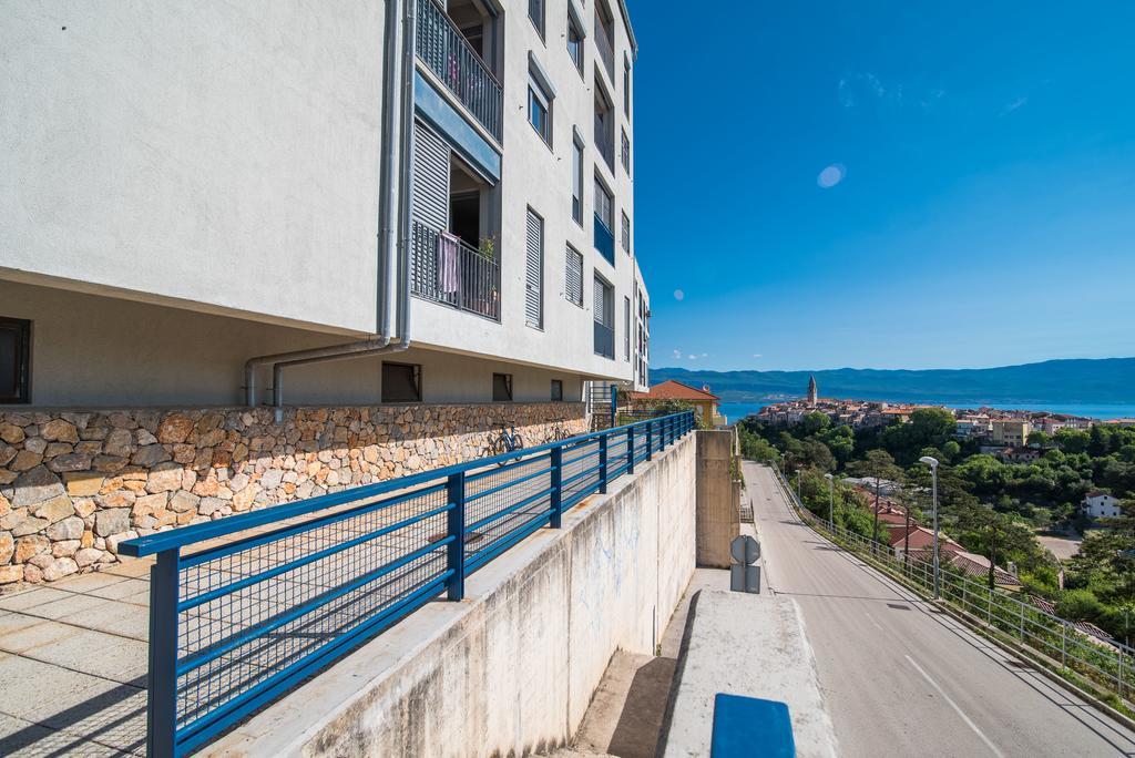 Apartman Leona Apartment Vrbnik Exterior photo